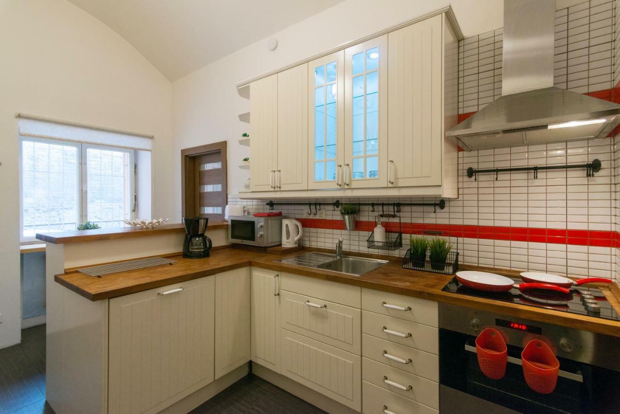 Spacious Near Wenceslas Square Appartement